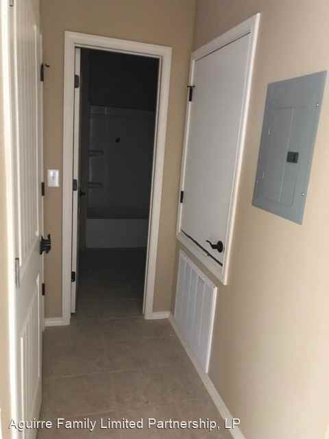 1005 Garfield Ave - Photo 2 of 13