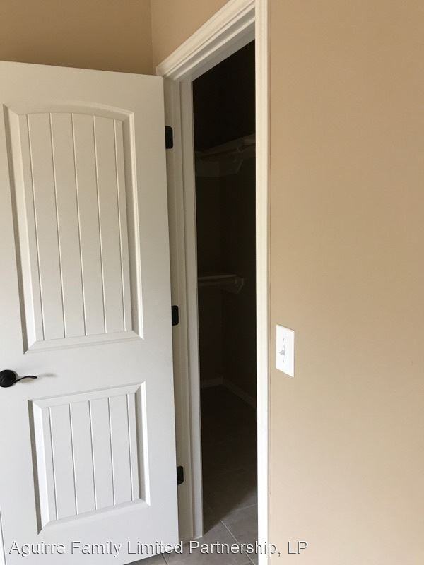 1005 Garfield Ave - Photo 3 of 13