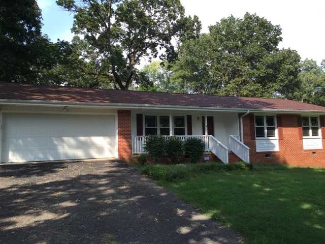 4811 Lone Hill Rd - Photo 2 of 13