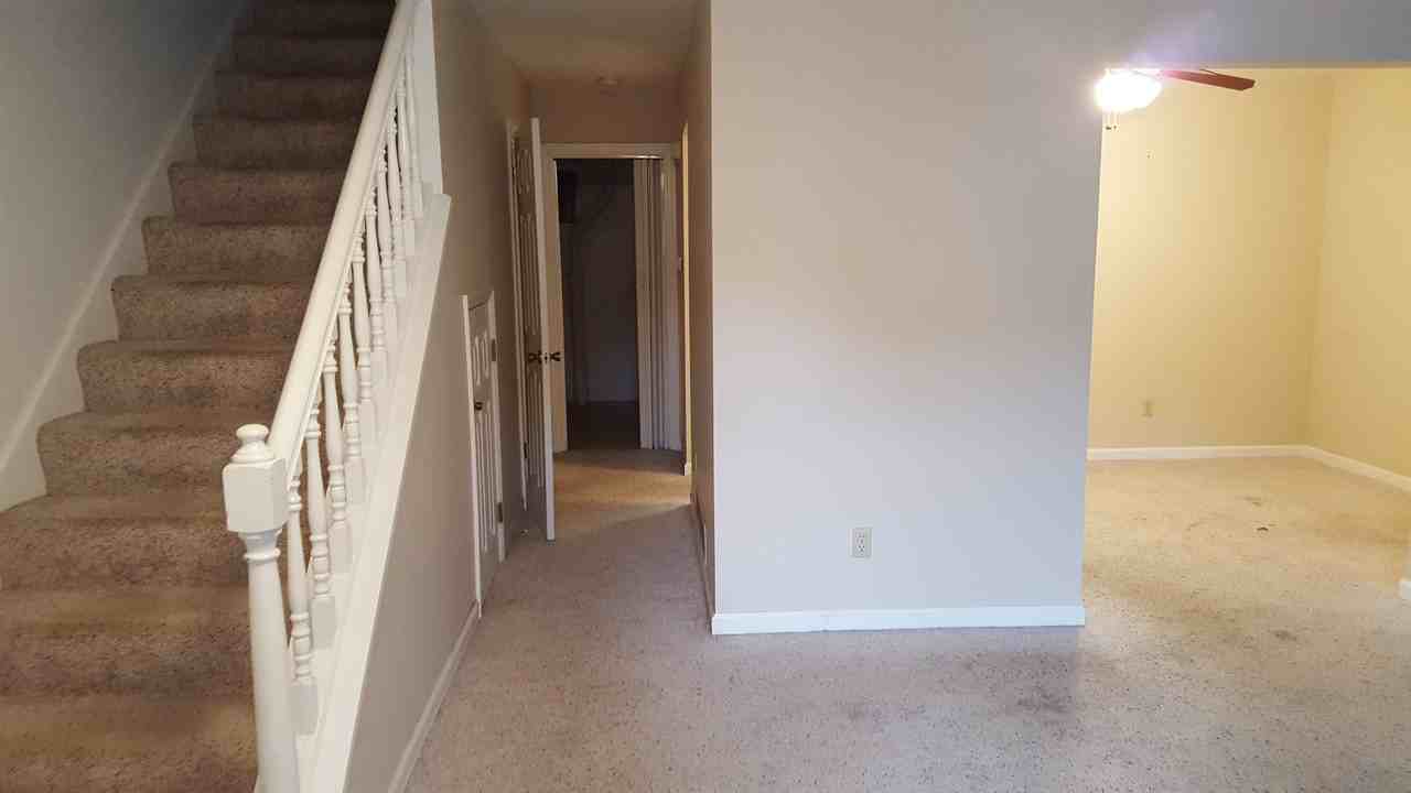 2539 Grayford Walk - Photo 3 of 10
