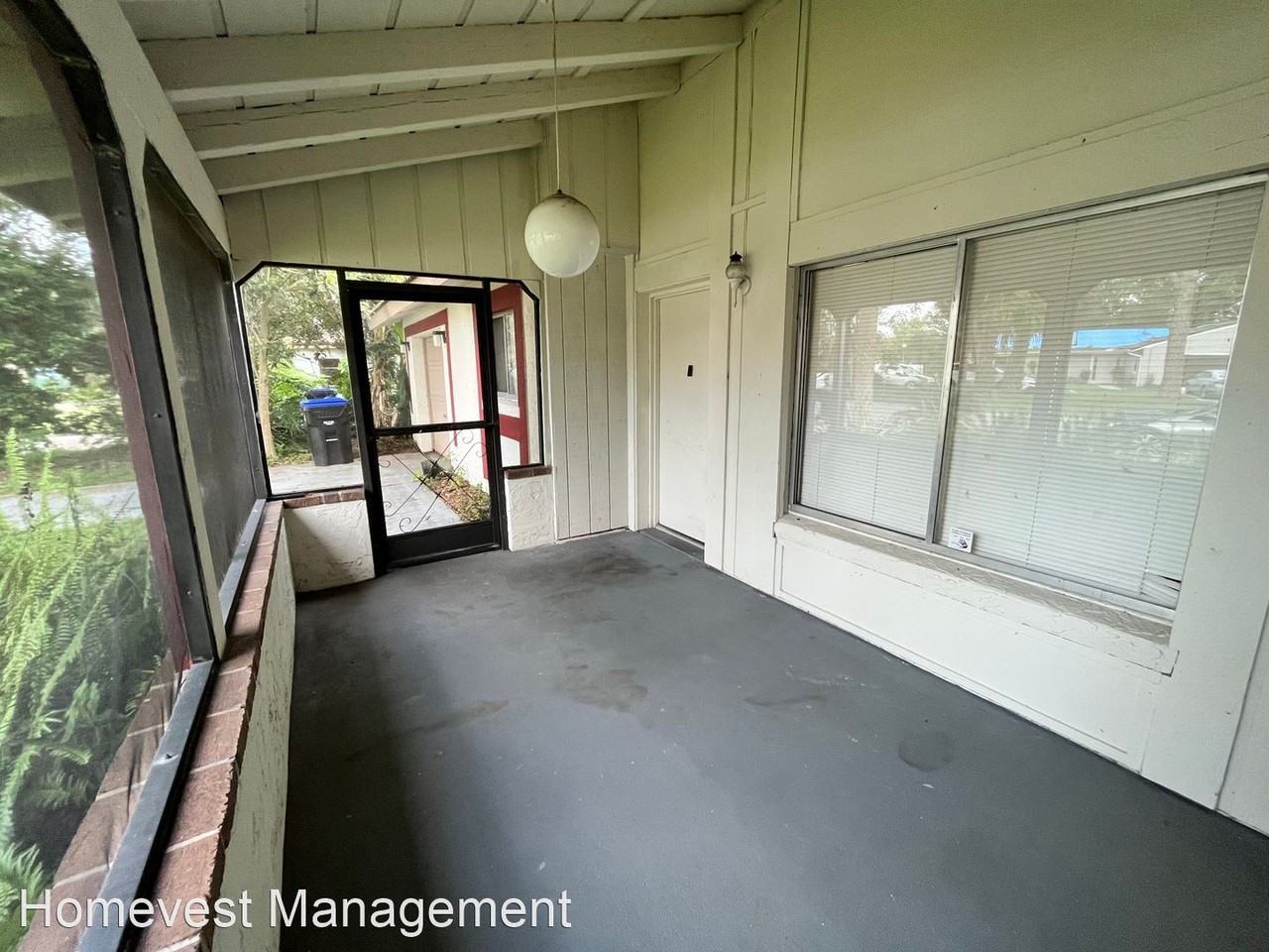 10630 Bellflower Ct - Photo 3 of 10