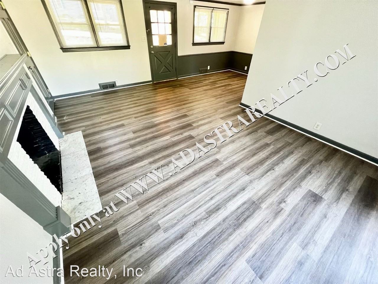 4427 S Cottage Ave - Photo 3 of 13