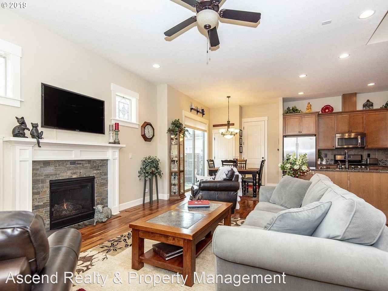 27425 Sw Copper Creek Loop - Photo 2 of 12