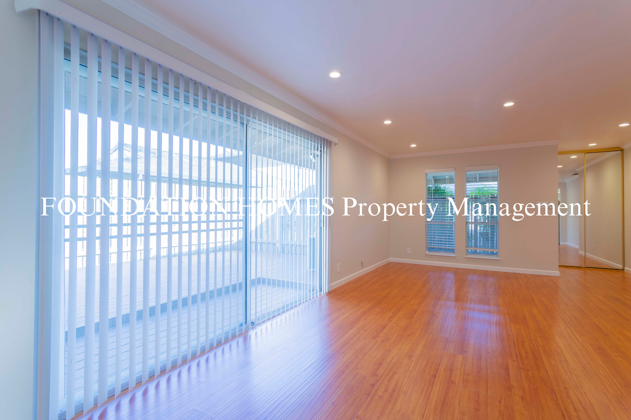 73 Roundtree Blvd - Photo 2 of 11