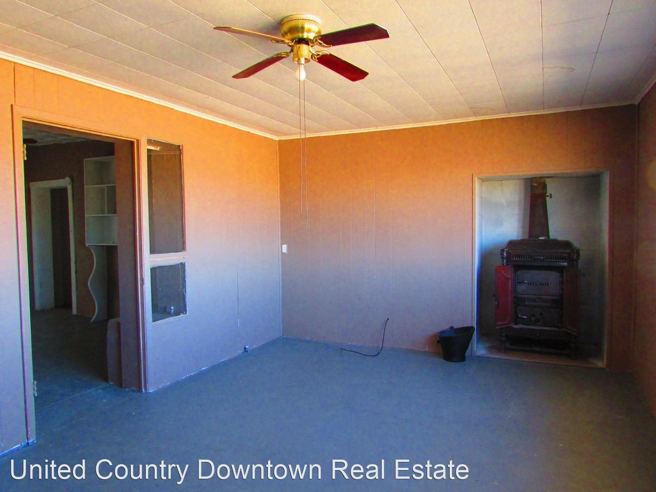 1520 Florida St Sw - Photo 3 of 11