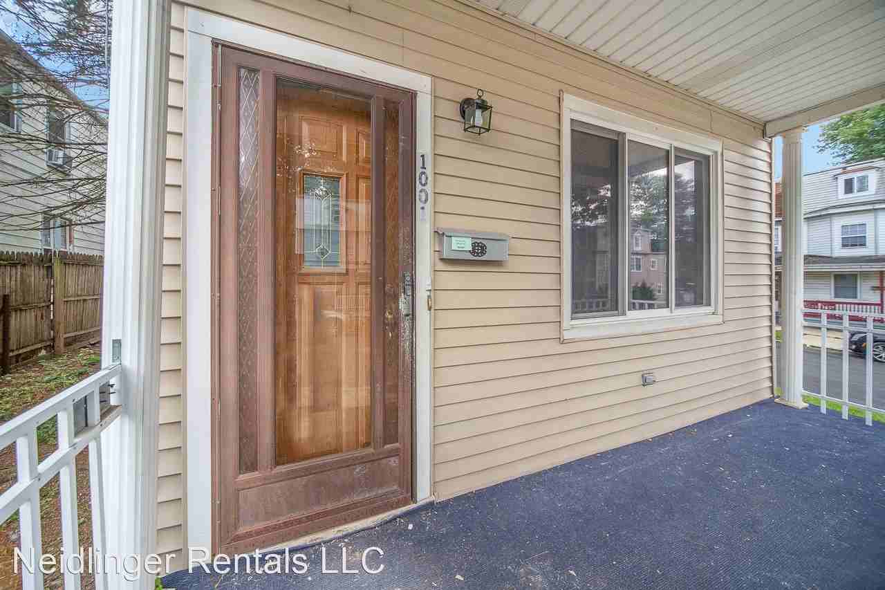 1001 N 19th St - Photo 3 of 25