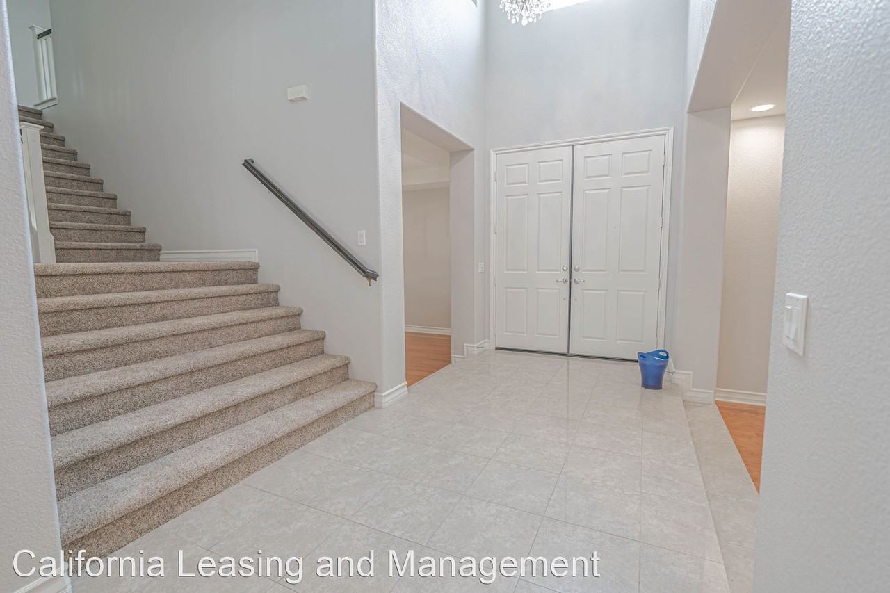 29350 Las Brisas Rd - Photo 3 of 29