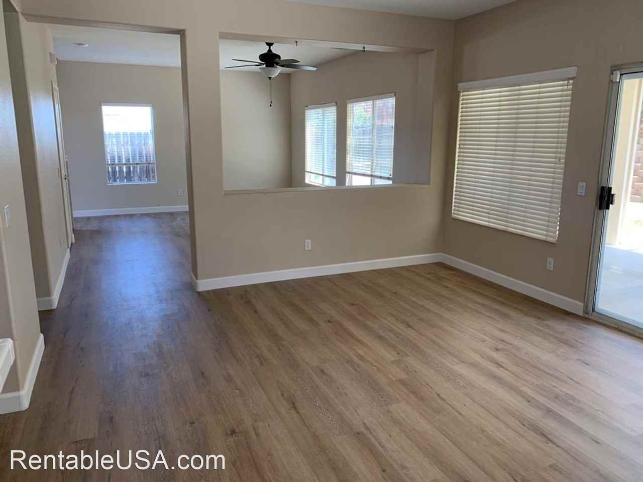 28452 Chaucer Rd - Photo 2 of 11