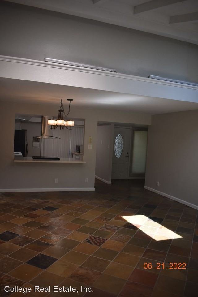 3440 W Benjamin Holt Dr - Photo 3 of 19