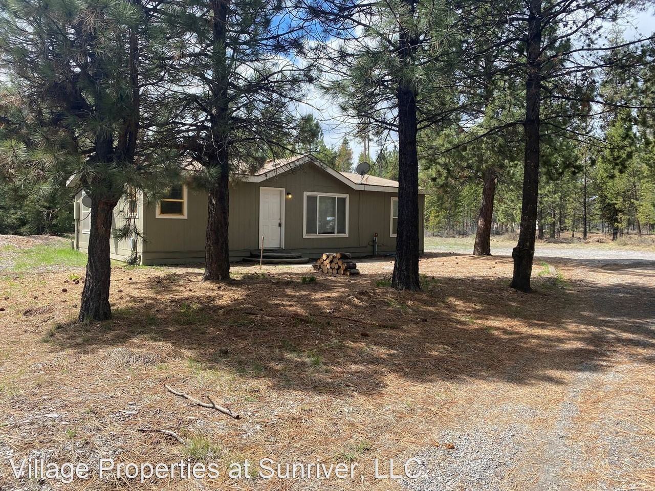 15749 Lava Dr - Photo 2 of 12