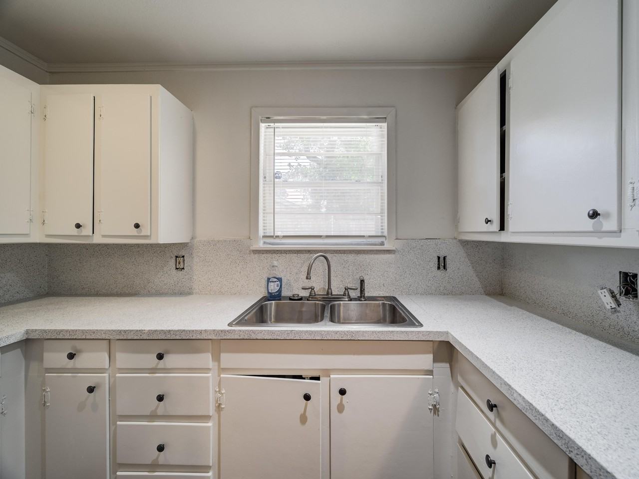 Hightower Street - Photo 5 of 15