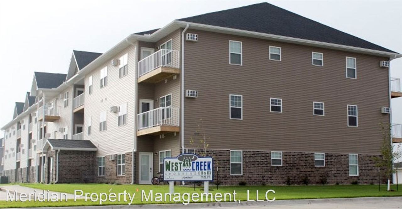 1402 13th St W - Photo 2 of 13