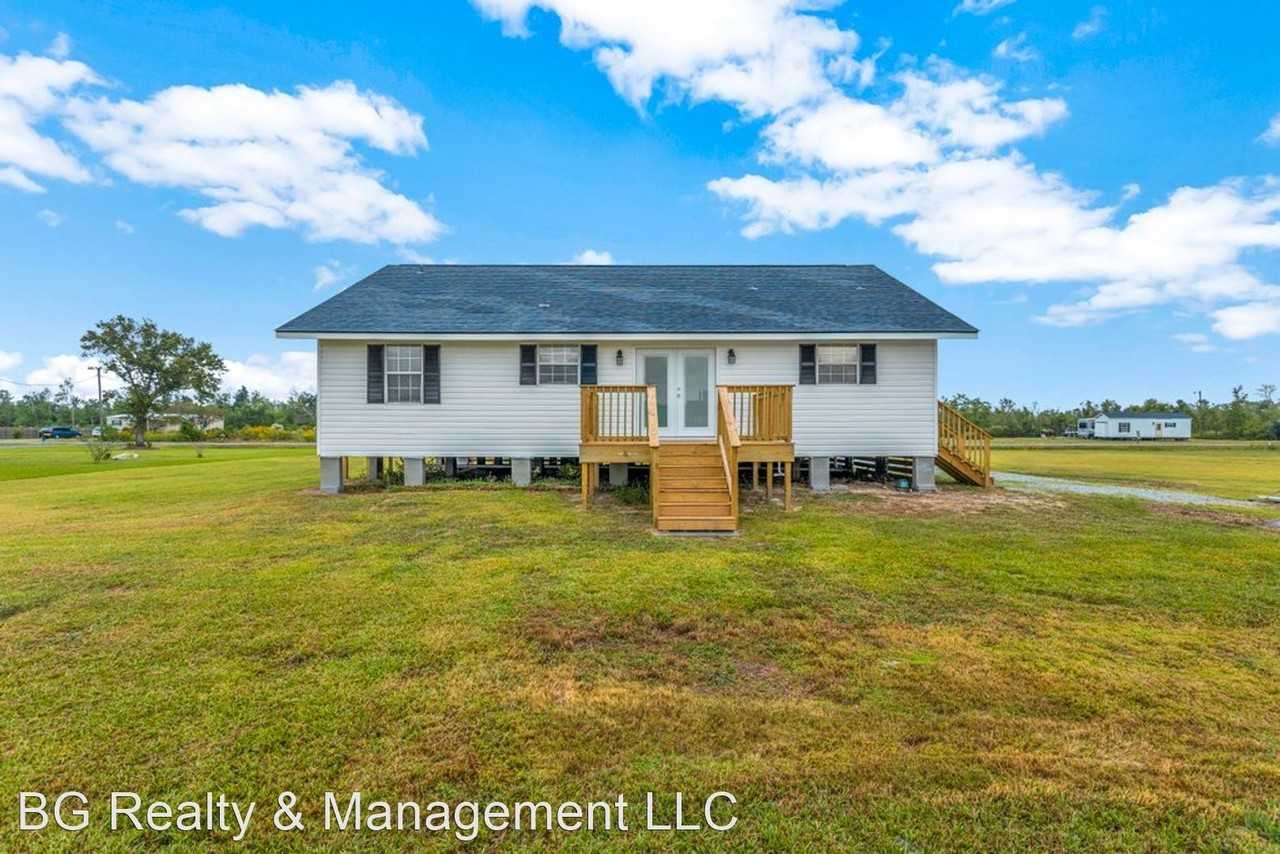 127 Kathy Rd - Photo 2 of 16