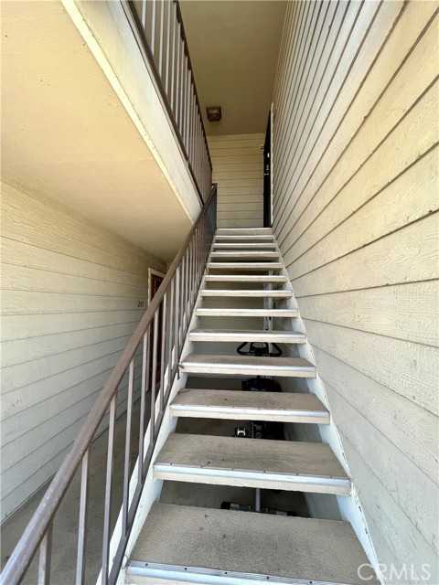1637 E 5th St ##301 - Photo 3 of 27