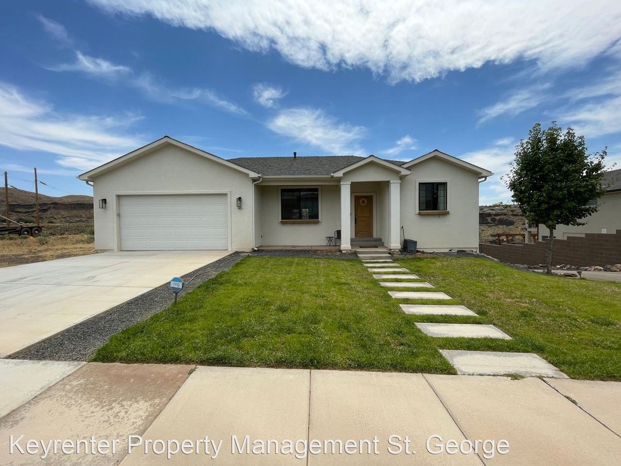 543 W 170 S - Photo 3 of 27