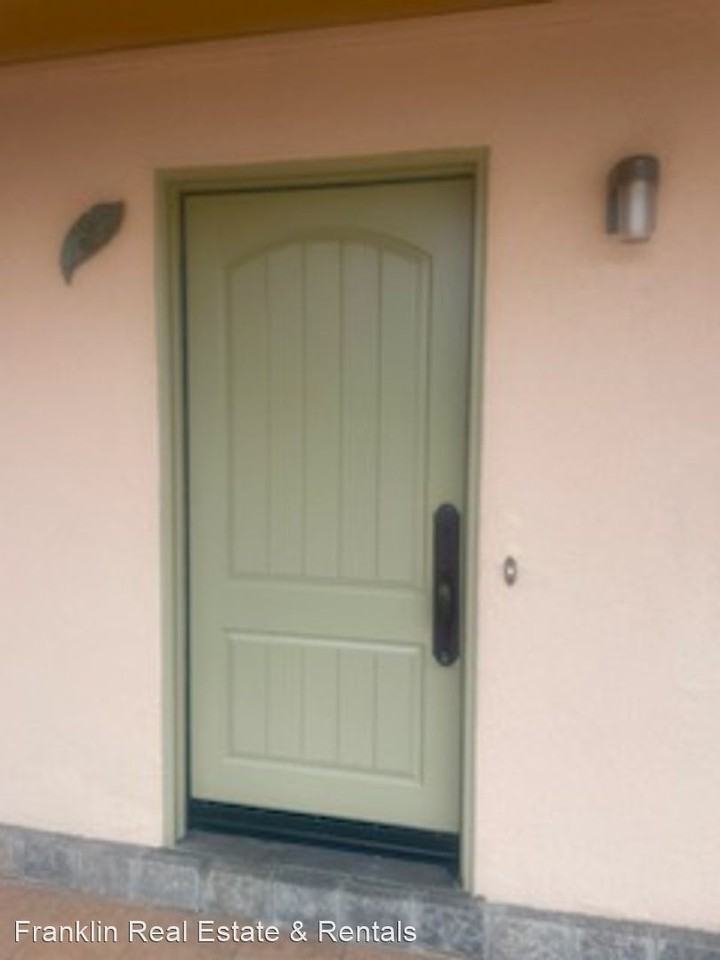 3100 Main St - Photo 2 of 12