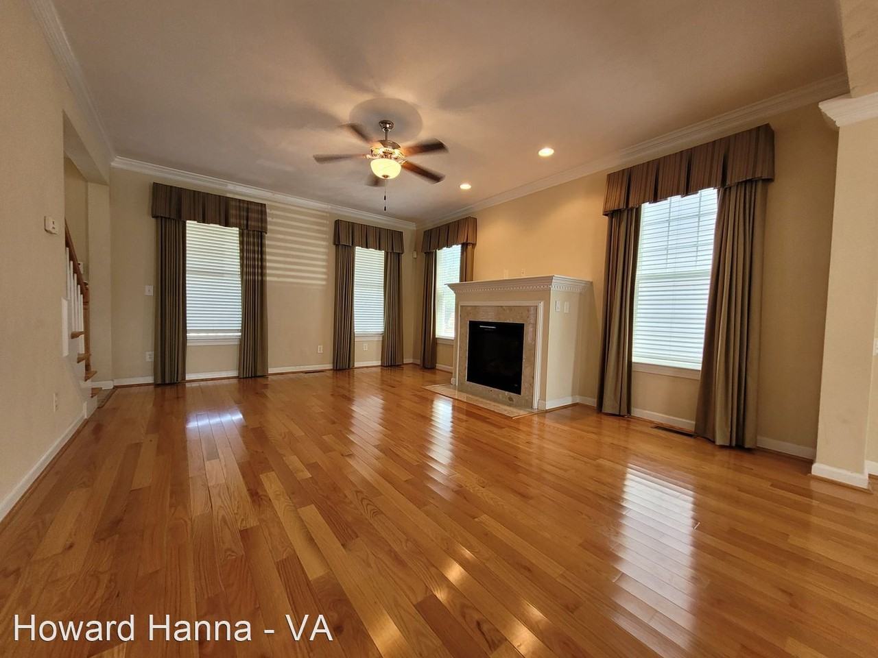 2715 E Ocean View Ave - Photo 3 of 29