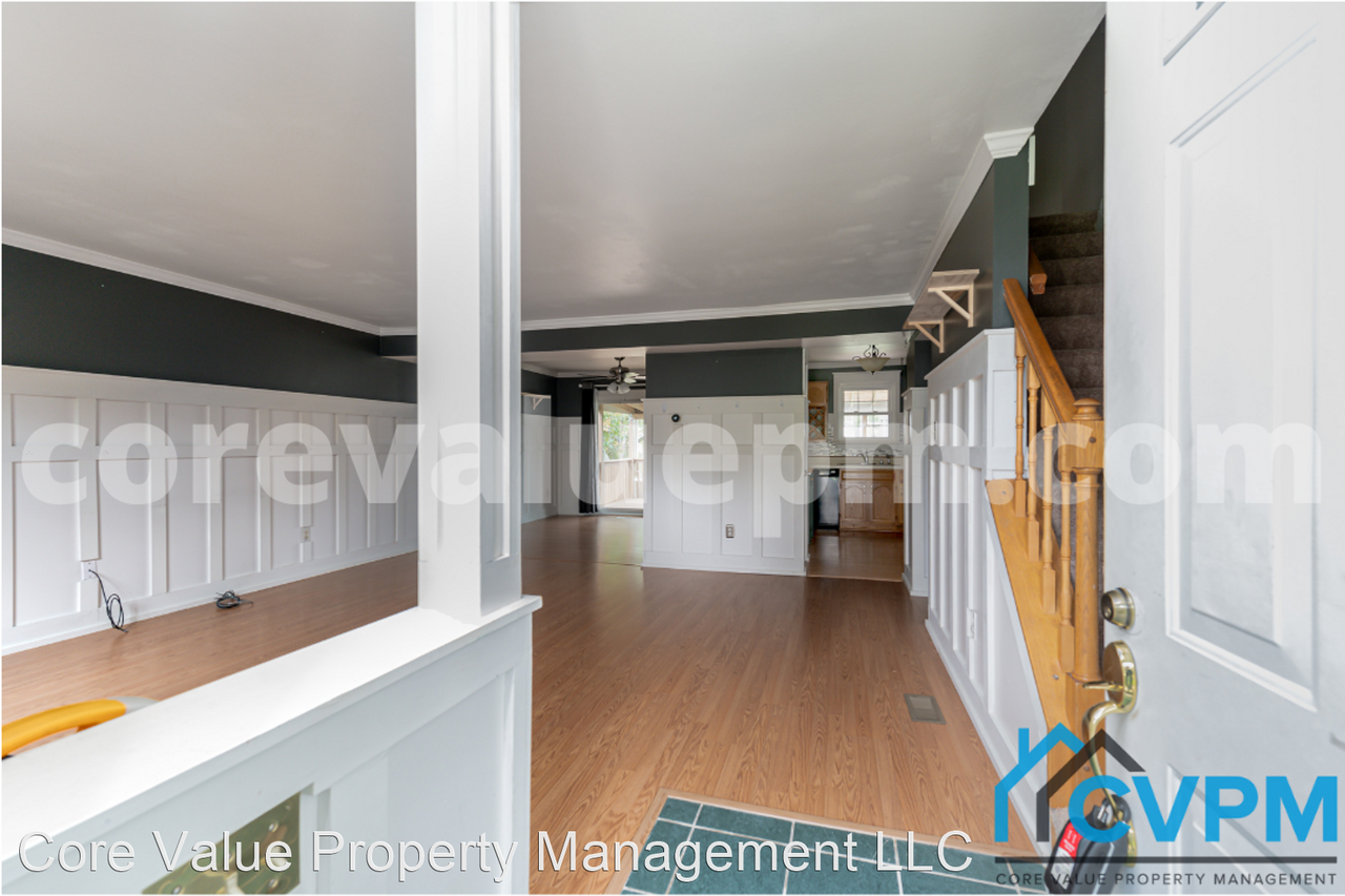 661 Wheat Mill Ct W - Photo 3 of 27
