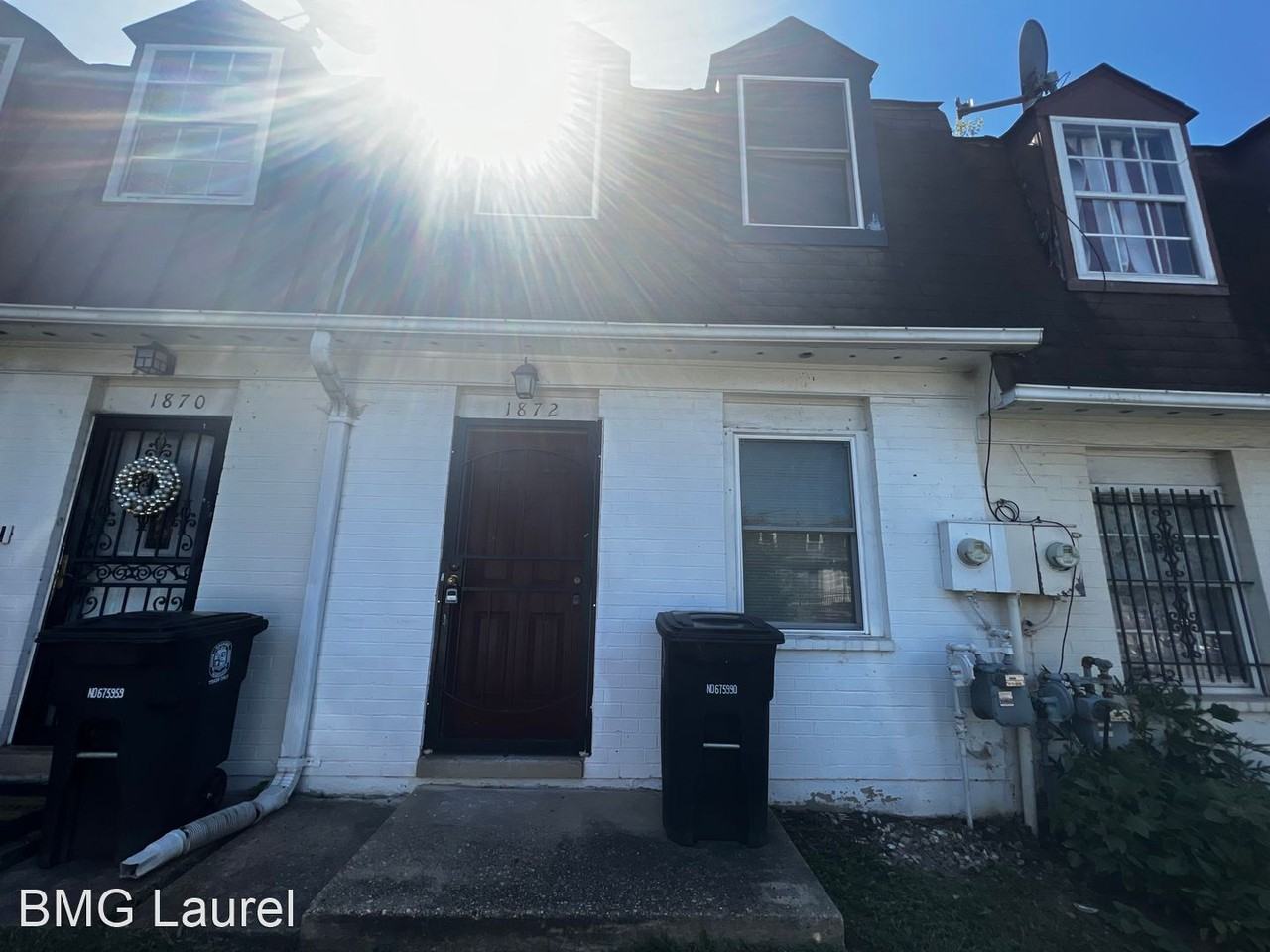 1872 Dutch Village Dr - Photo 2 of 13