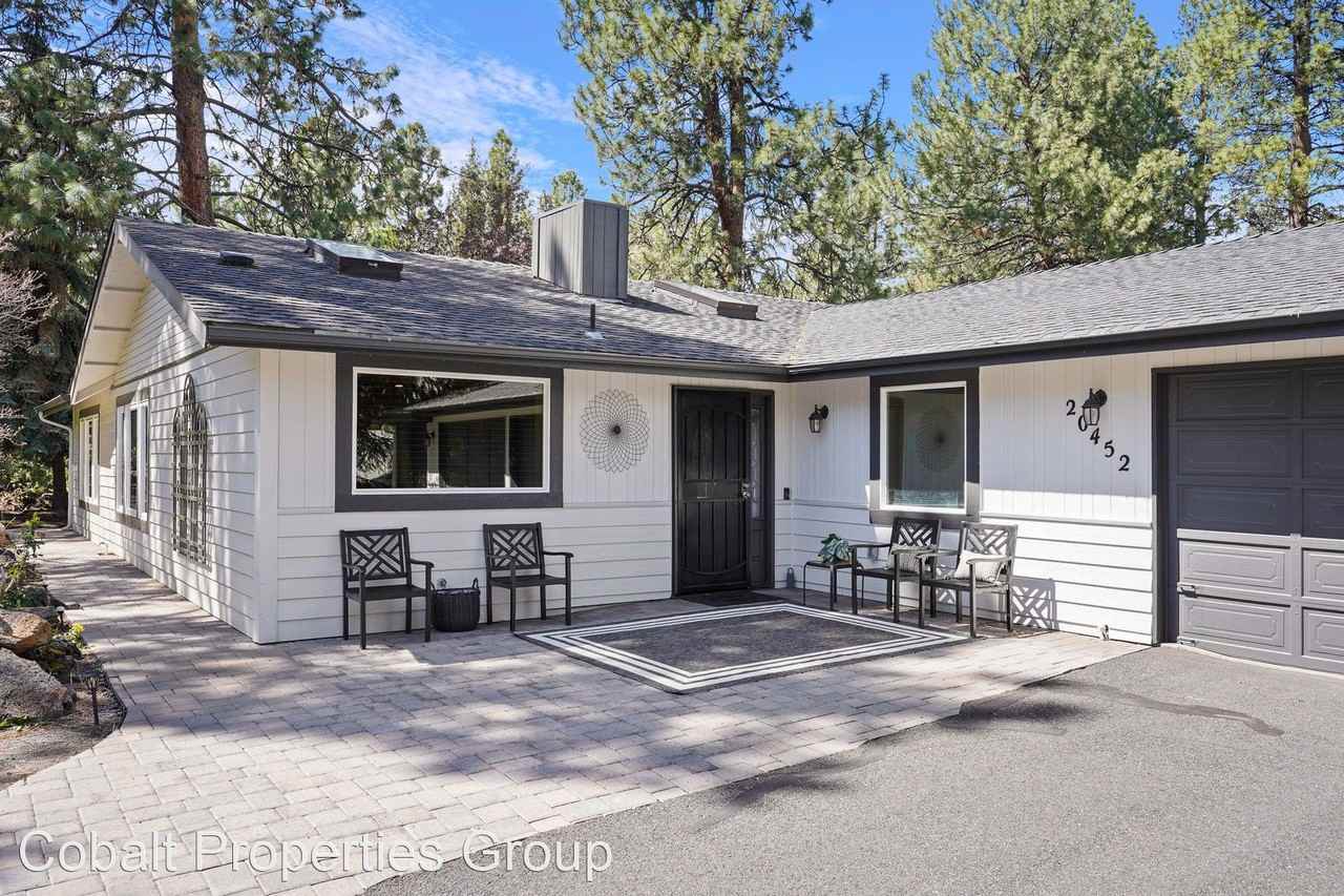 20452 Mainline Rd, Bend, OR 97702 3 Bedroom Apartment for Rent