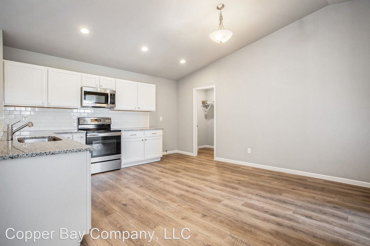 58701 Norton St - Photo 3 of 14