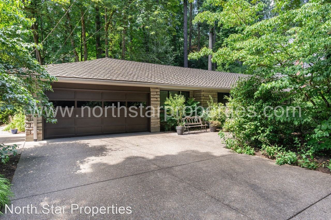 236 Pine Valley Rd - Photo 3 of 42