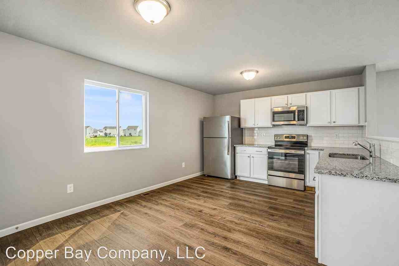 1742 Harper Grove Ln - Photo 3 of 23