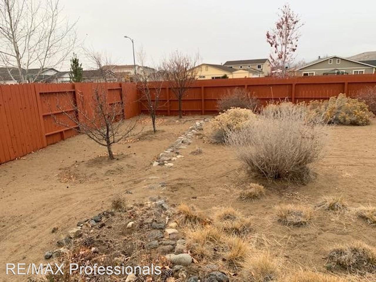 17610 Trout Ct - Photo 2 of 17