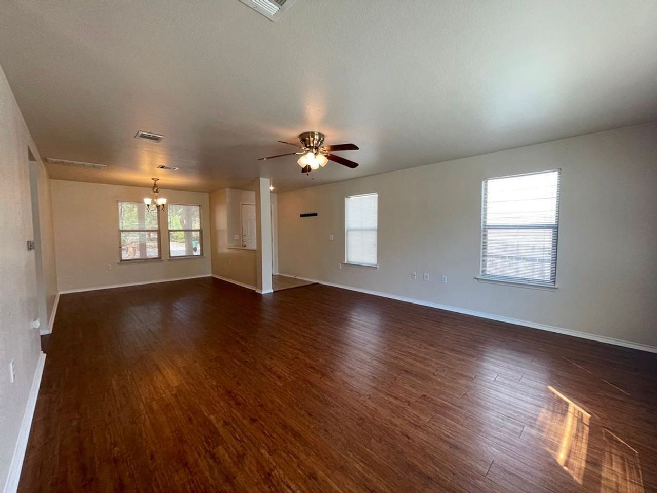 4503 Lyra Cir - Photo 3 of 25