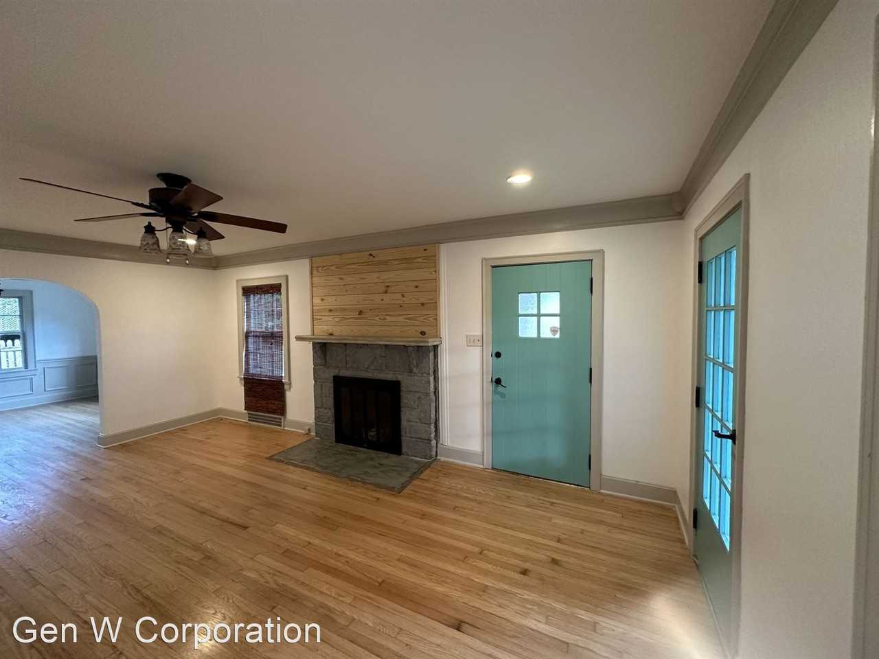2414 Fair Dr - Photo 3 of 30