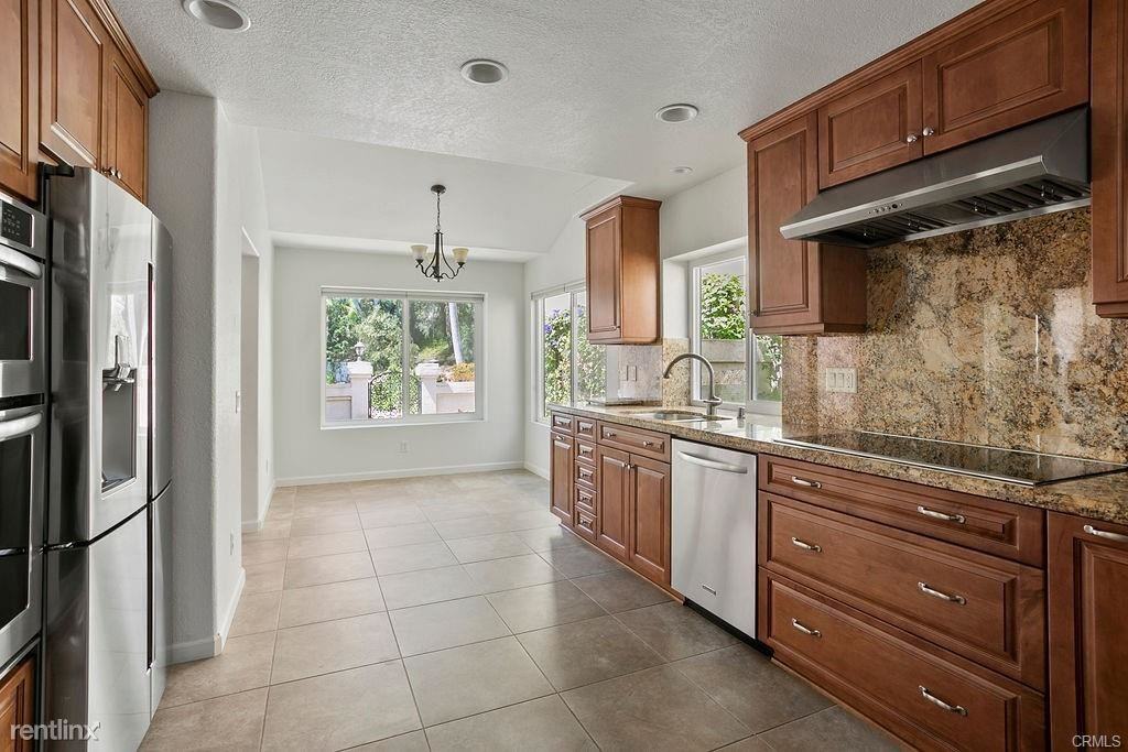 31336 Isle Vis - Photo 2 of 11