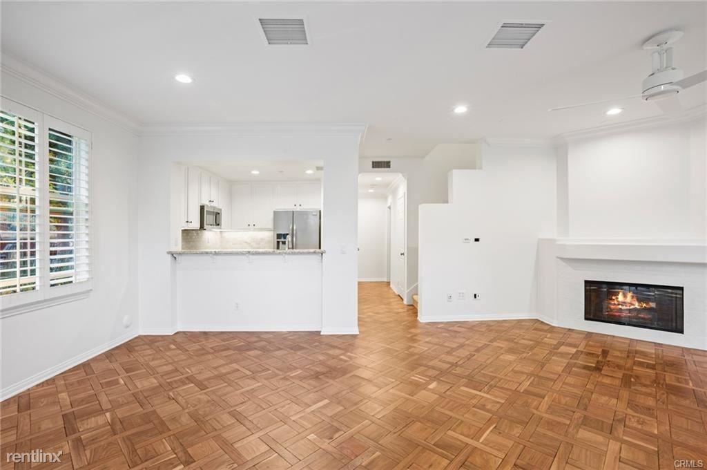 121 Danbrook - Photo 2 of 10