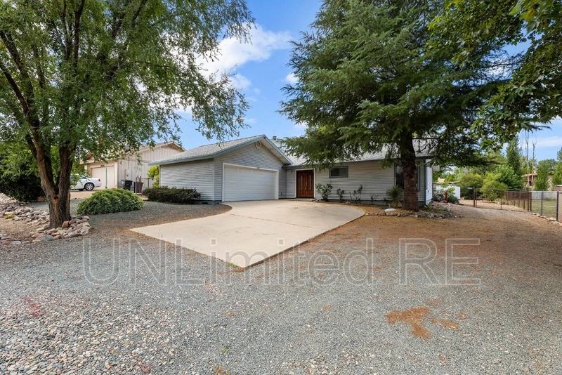 1210 N Buena Vis E - Photo 2 of 33