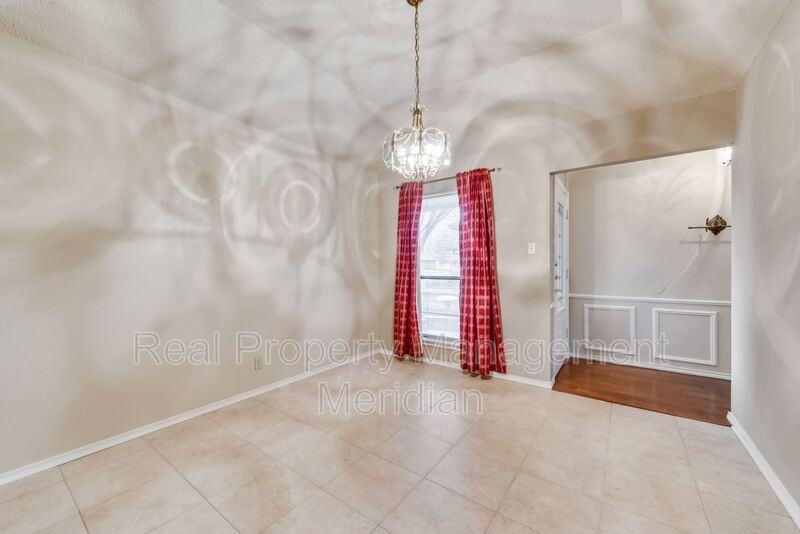 7825 Silveridge Dr - Photo 3 of 19