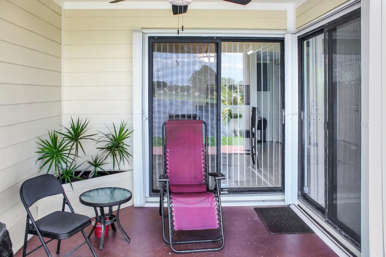 703 Stonewood Ct #16B - Photo 3 of 12