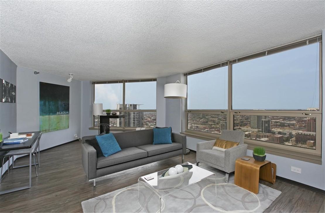 W Madison St #4-4505 - Photo 3 of 16