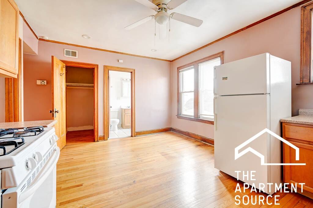 2618 N Kildare Ave #2 - Photo 3 of 9