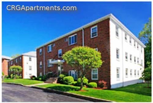 2 Brattle Dr #7 - Photo 2 of 10