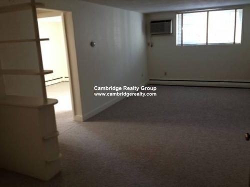 2 Brattle Dr #7 - Photo 3 of 10