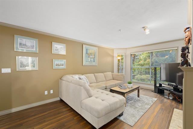 109 121 Avenue - Photo 3 of 26