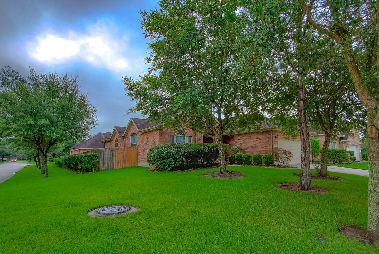 25601 Thistle Valley Ct - Photo 2 of 39