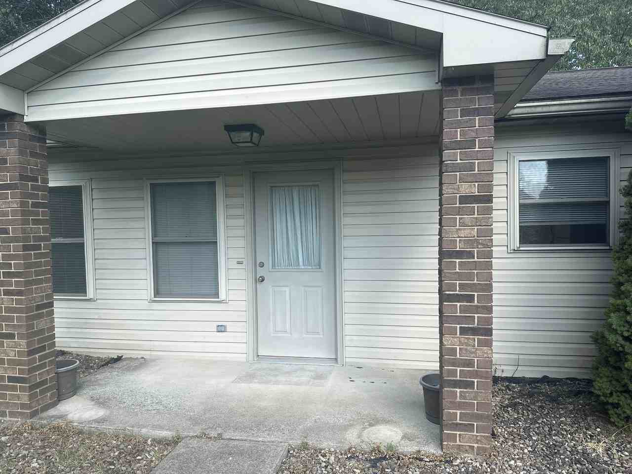 1203 Ben Avon St - Photo 2 of 23