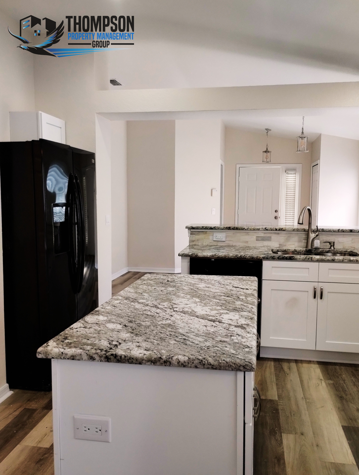 11573 Hammocks Glade Dr - Photo 3 of 17