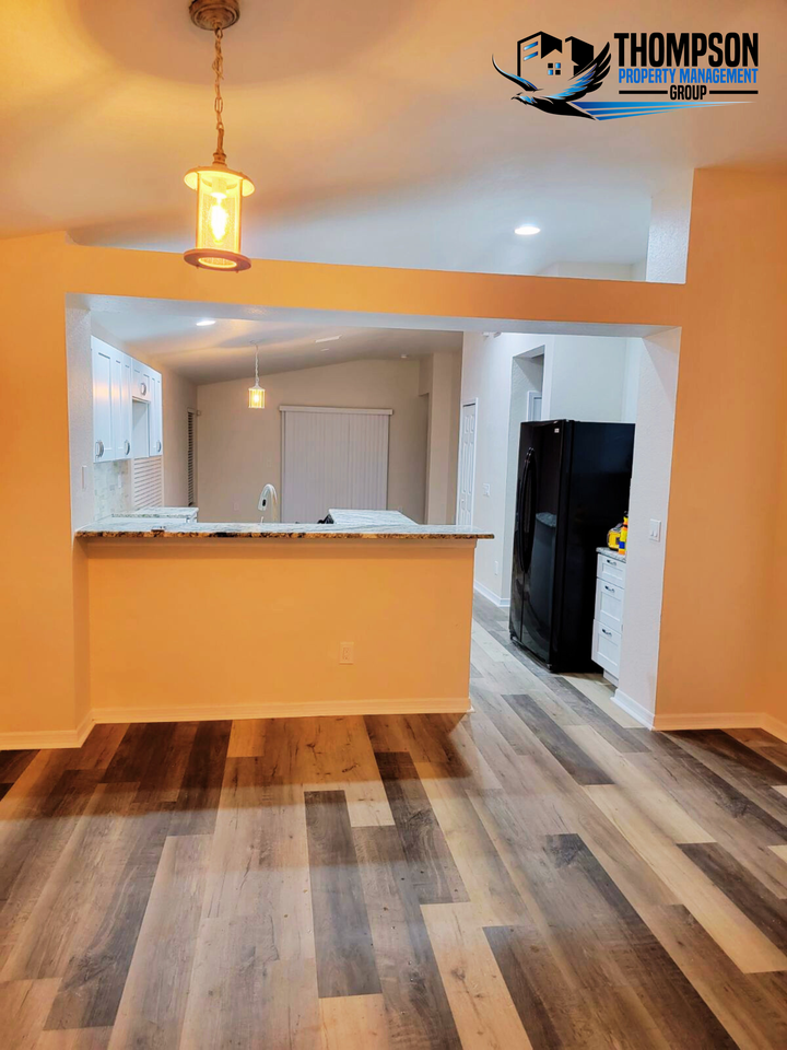 11573 Hammocks Glade Dr - Photo 5 of 17