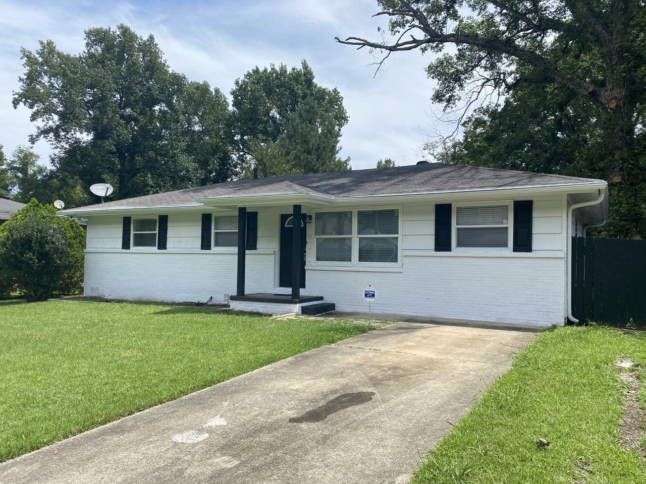 1733 2nd St Ne - Photo 2 of 19