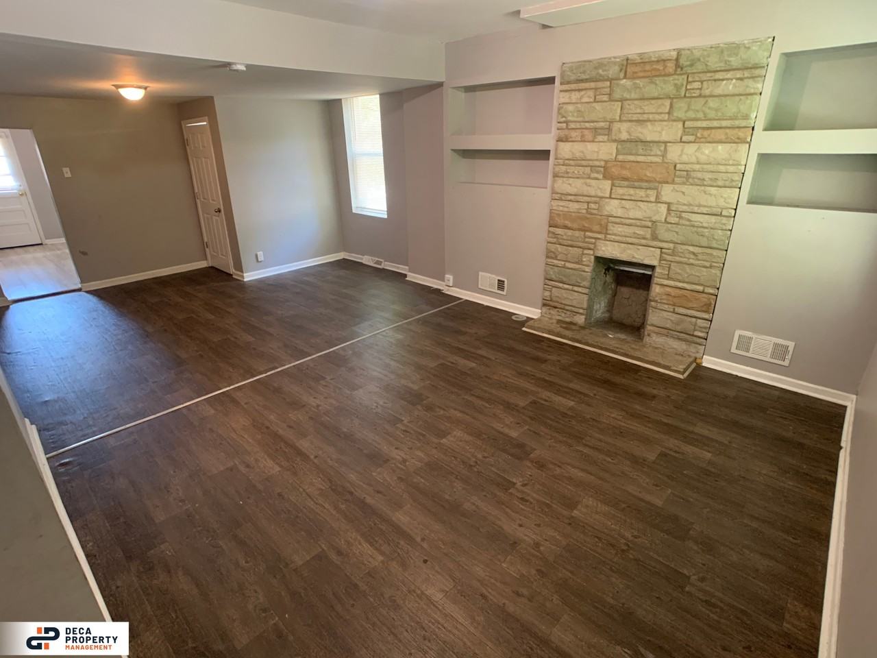 226 Elwood St - Photo 2 of 18