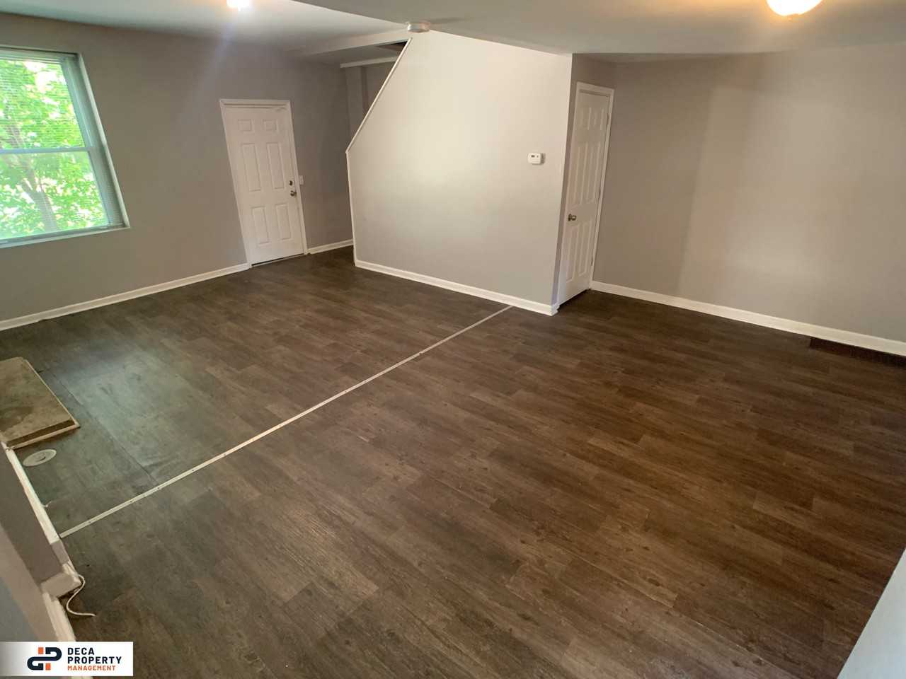 226 Elwood St - Photo 3 of 18