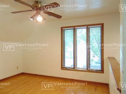 1483 Cedar St - Photo 2 of 12