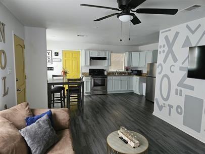 4116 Odin St - Photo 2 of 9