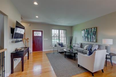 1226 Upland Ave - Photo 3 of 24